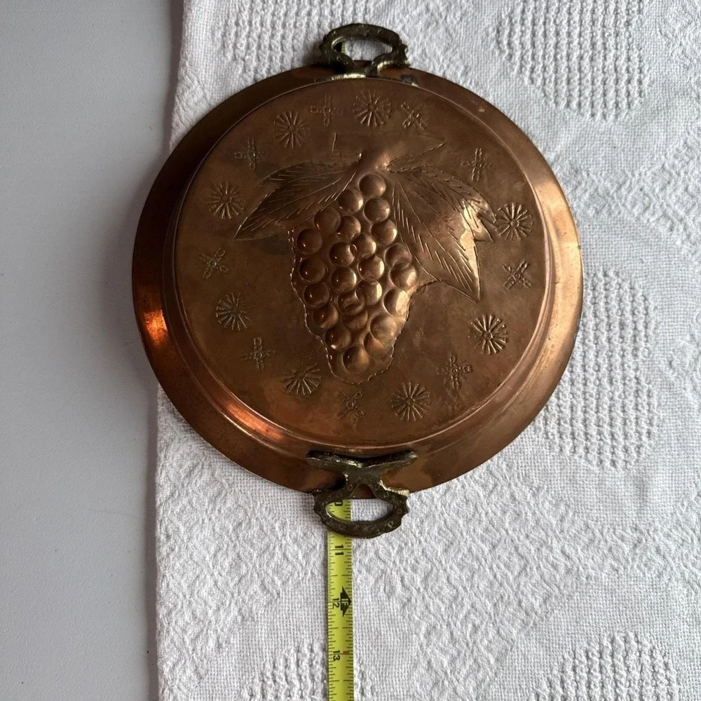 Antique Copper Grape Motif Brass Handles Kitchen Hanging Decor 10